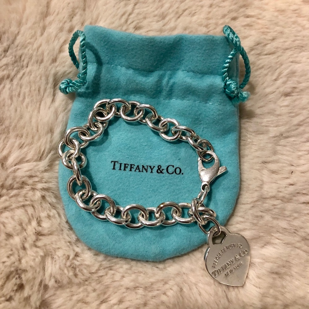 Tiffany & Co Classic Heart Bracelet